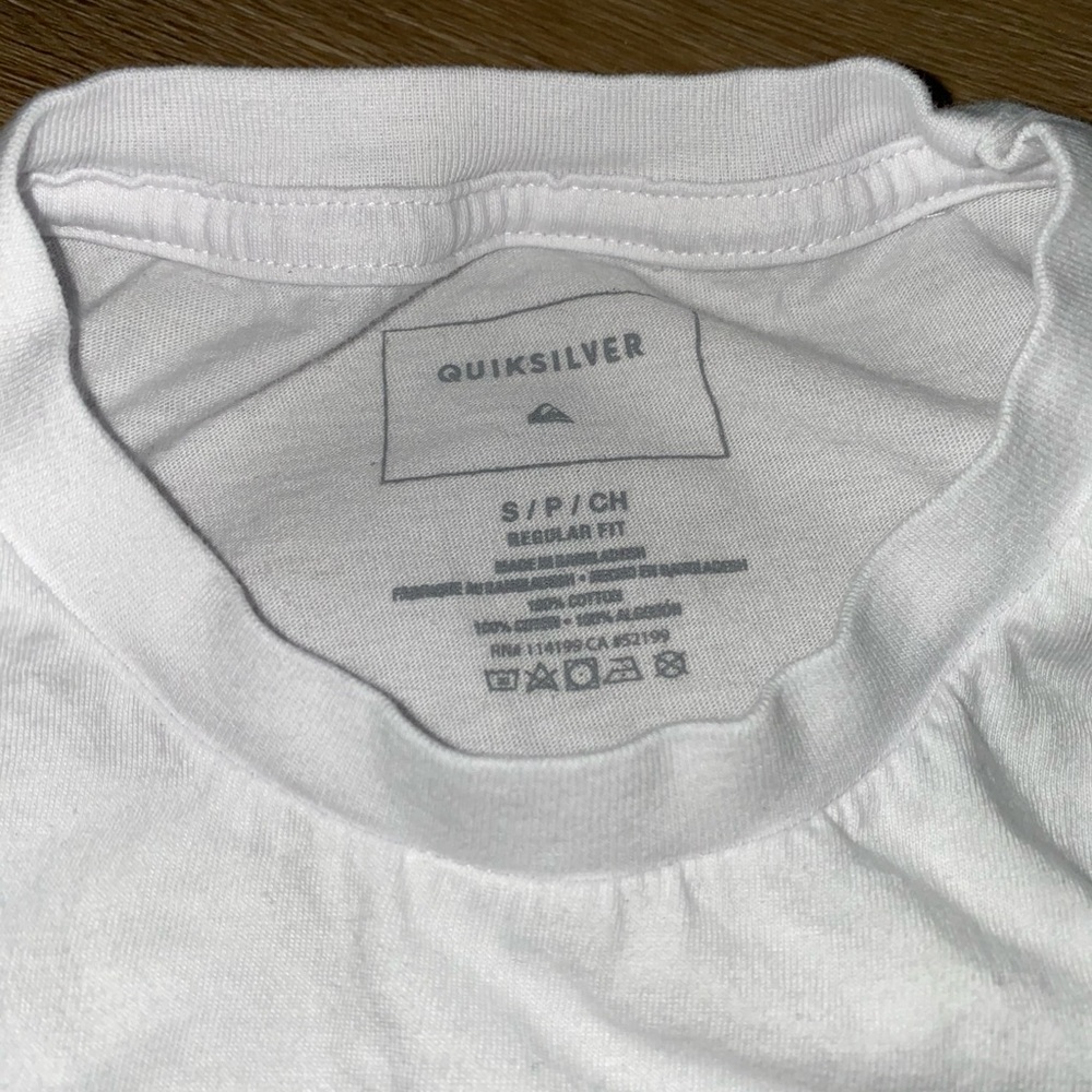 Quicksilver men’s shirt - Picture 2 of 2